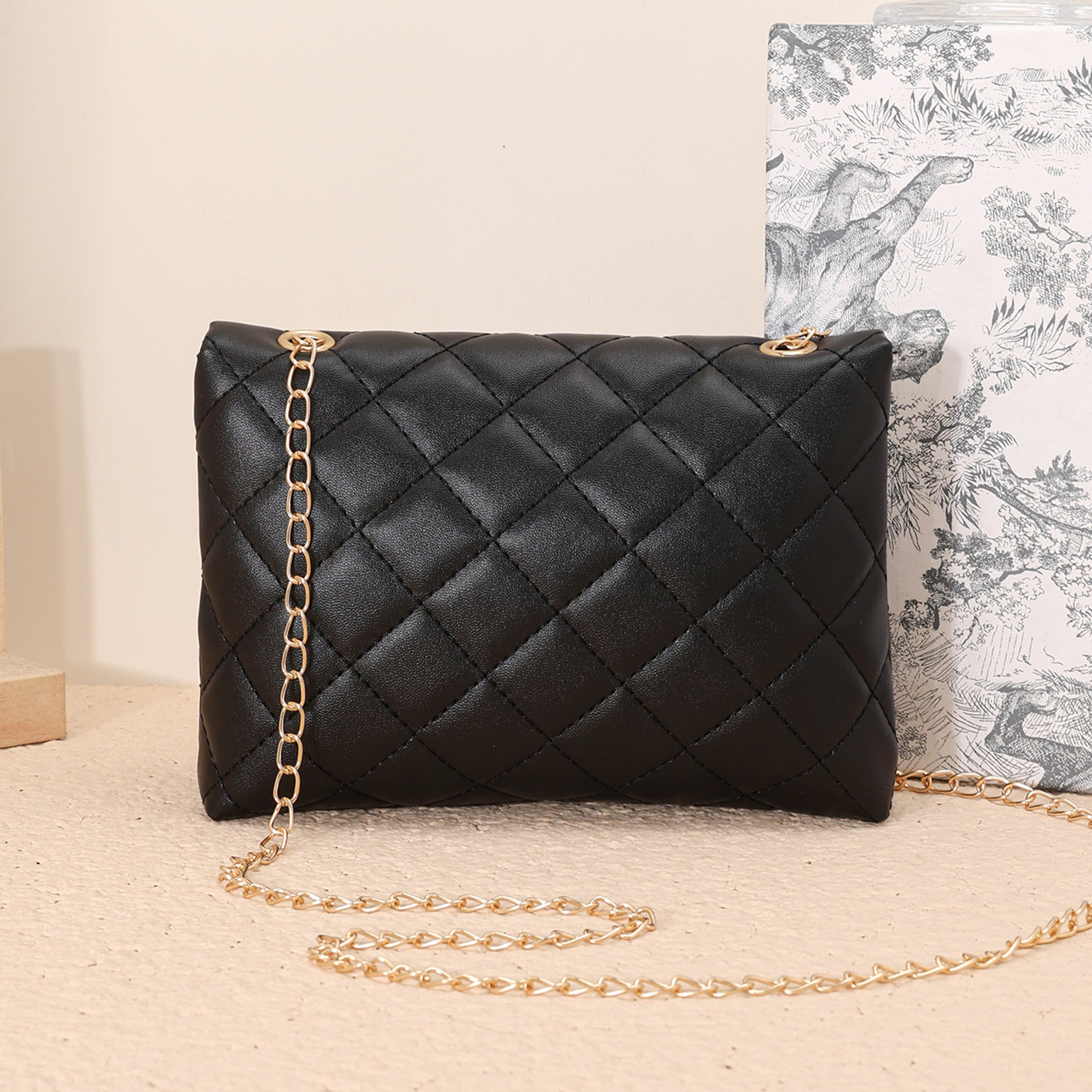 2025 Fashionable Shouler bags  – обзор и цена Chain Crossbody Quilted